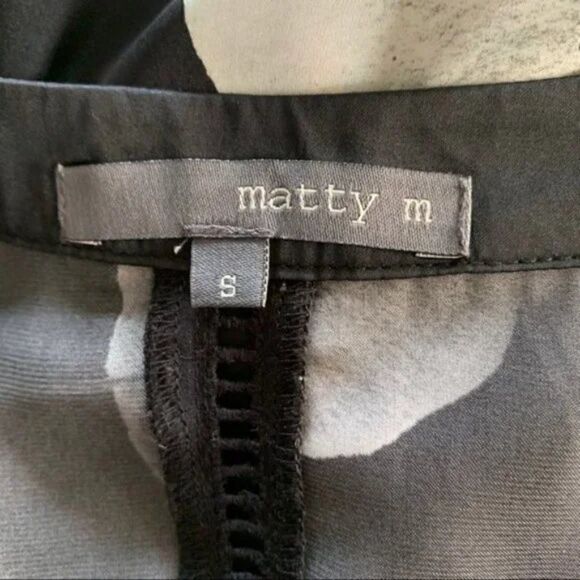 Matty M Black Floral Top size S - Picture 5 of 7